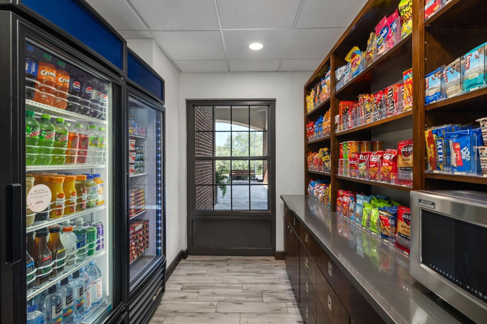 Four Points By Sheraton Greensboro Airport Eksteriør bilde
