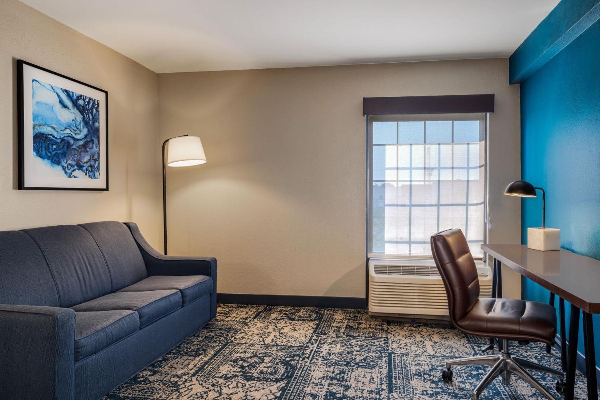 Four Points By Sheraton Greensboro Airport Eksteriør bilde