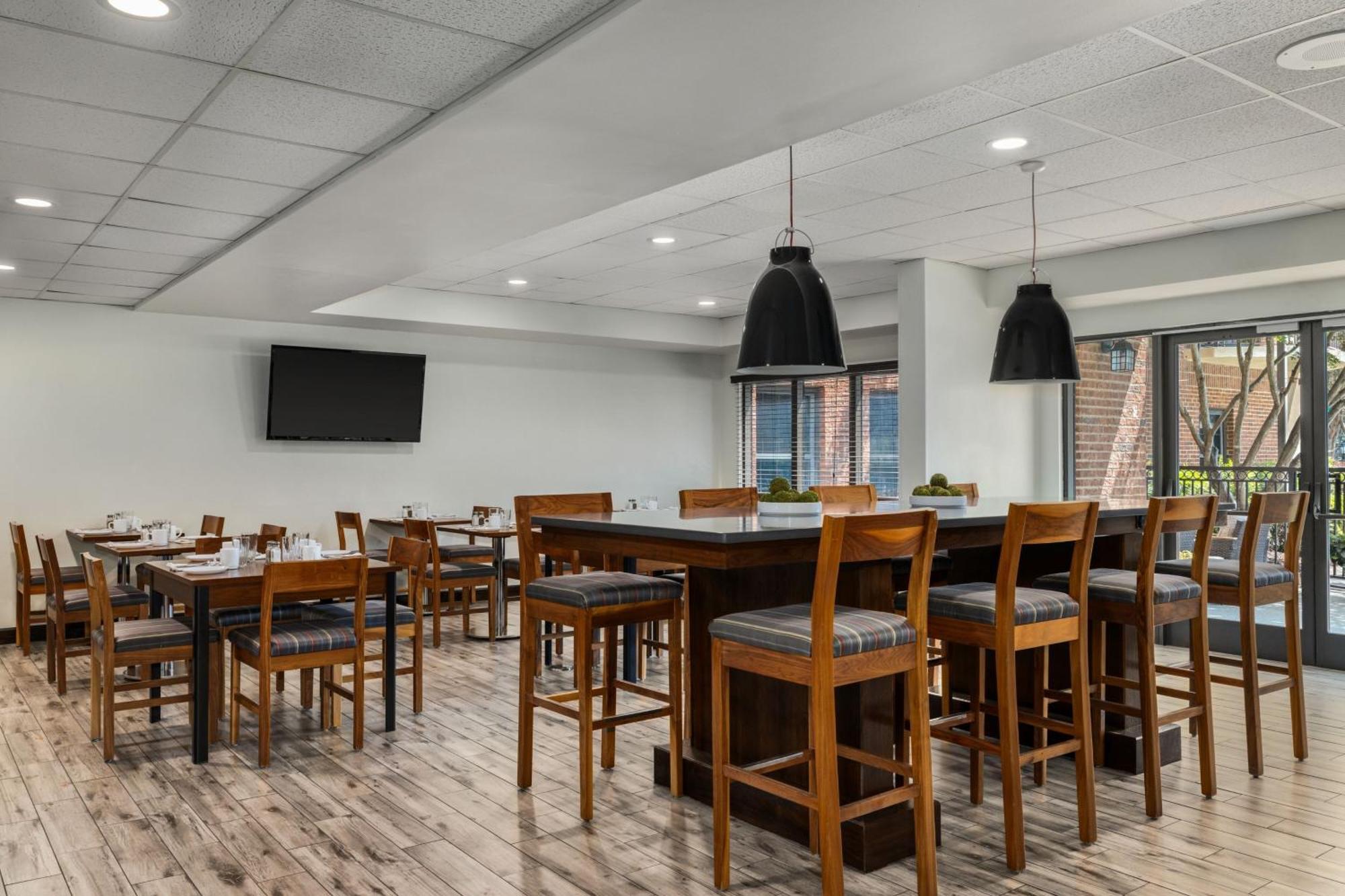 Four Points By Sheraton Greensboro Airport Eksteriør bilde