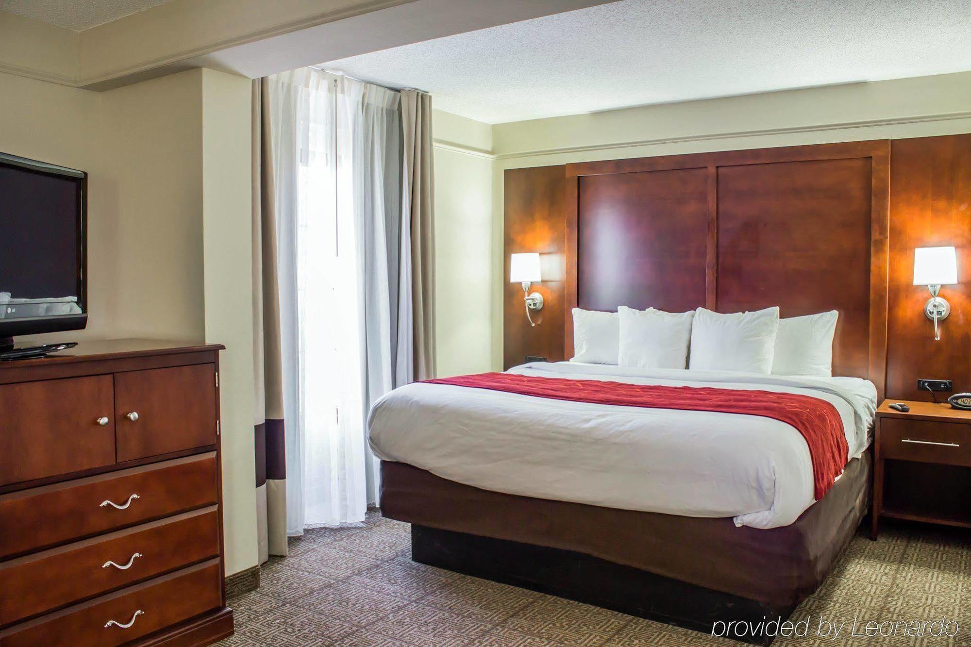 Four Points By Sheraton Greensboro Airport Eksteriør bilde