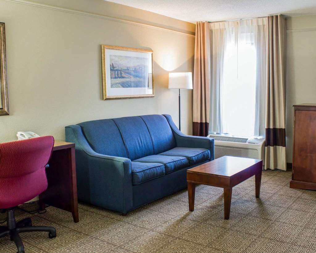 Four Points By Sheraton Greensboro Airport Rom bilde